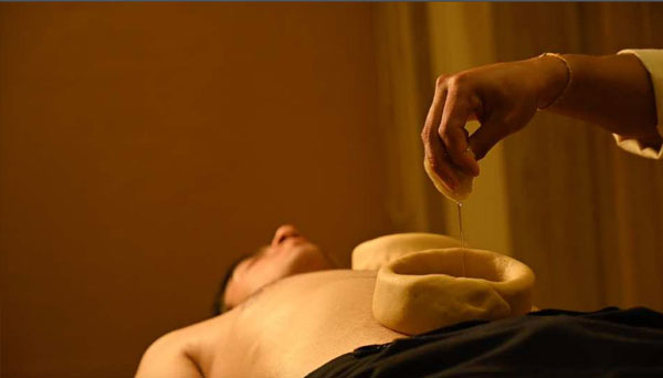 Ayurvedic Back Massage  Book your 45 min. Massage in Berkshire - Starling  Holistic